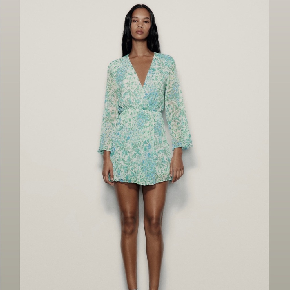 5/$25 Zara Floral Print Spring Summer Romper